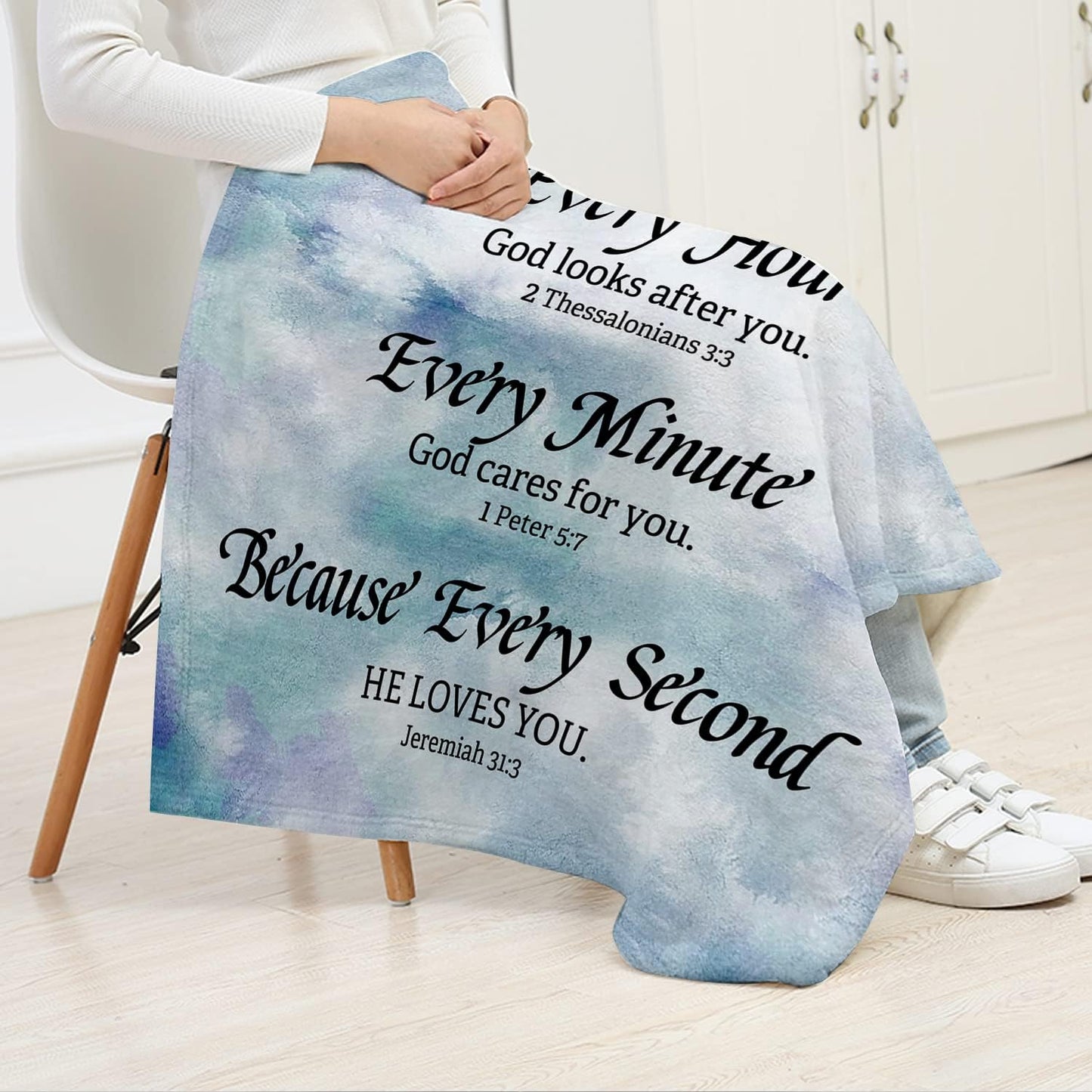Christian Gifts for Women Friend Faith Inspirational Quotes Blanket Religious Bible Verse Throw Blanket Birthday Gifts for Women Blankets 60X50 In